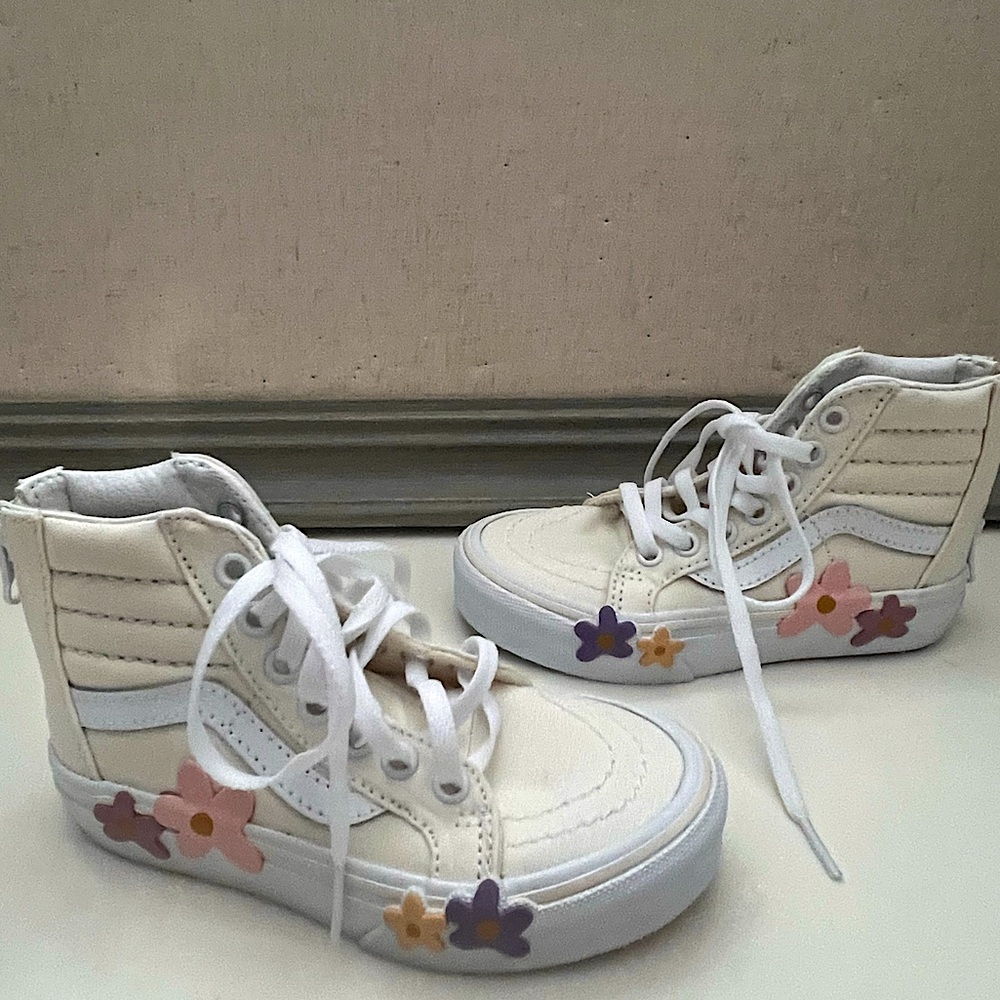 Vans Sk8-Hi Zip "White Floral" Preschool Girls' Shoe